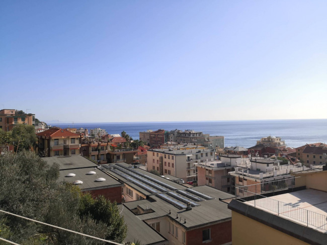 Appartamento in affitto a Varazze