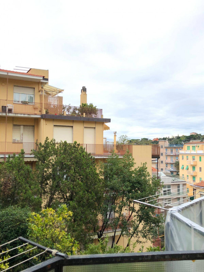 Appartamento in vendita a Varazze