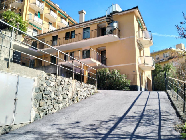 Appartamento in vendita a Varazze