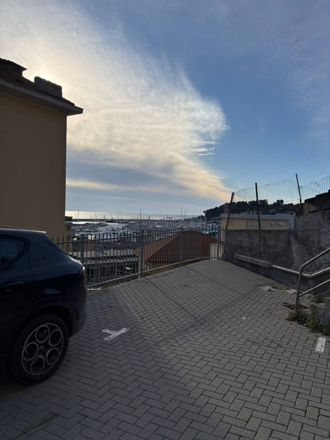 Appartamento in affitto a Varazze