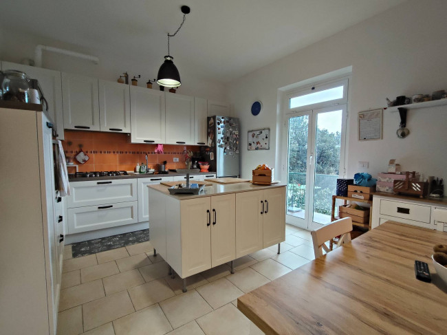 Appartamento in vendita a Varazze