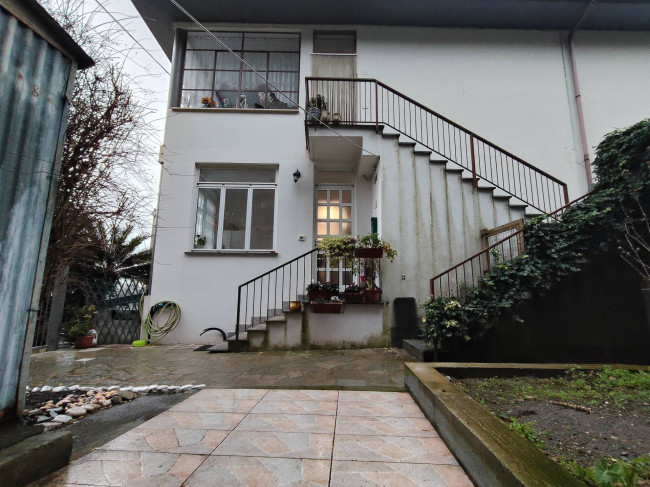 Appartamento in vendita a Varazze