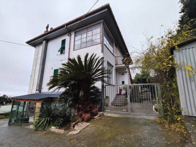 Appartamento in vendita a Varazze