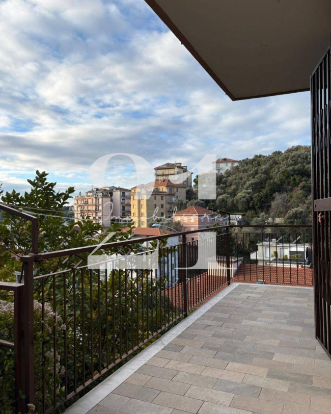 Appartamento in affitto a Varazze