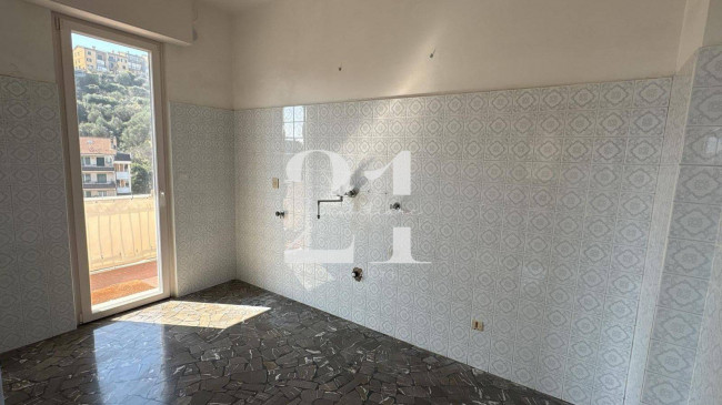 Appartamento in vendita a Celle Ligure