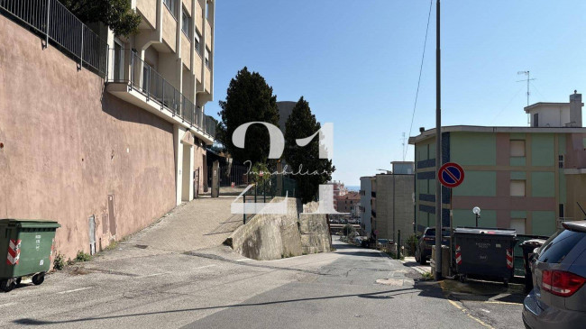 Appartamento in vendita a Celle Ligure