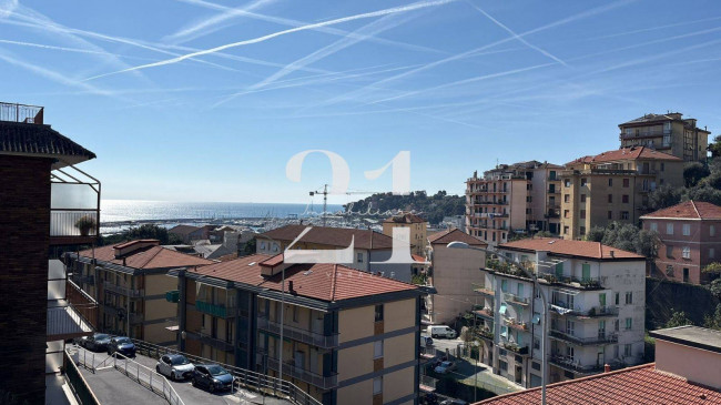 Appartamento in affitto a Varazze