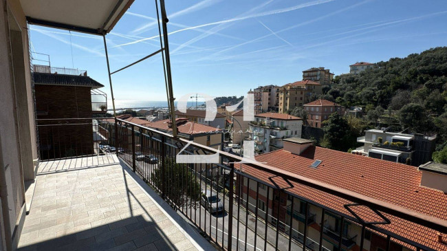 Appartamento in affitto a Varazze