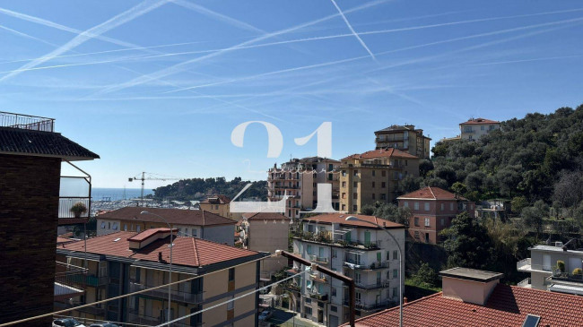 Appartamento in affitto a Varazze