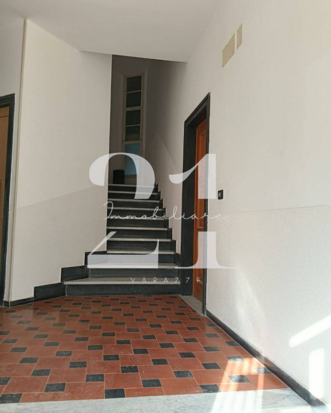 Appartamento in vendita a Varazze
