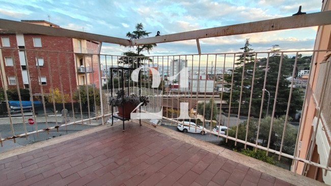 Appartamento in affitto a Varazze