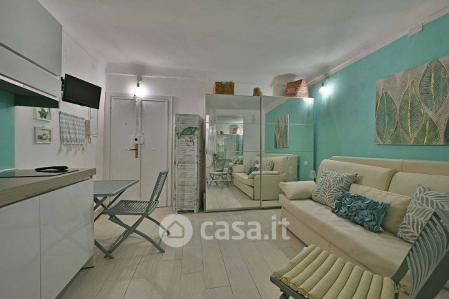 Appartamento in vendita a Varazze