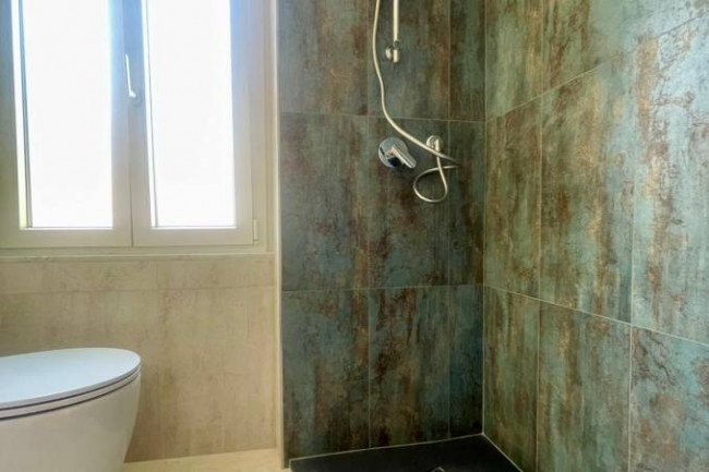 Appartamento in vendita a Varazze