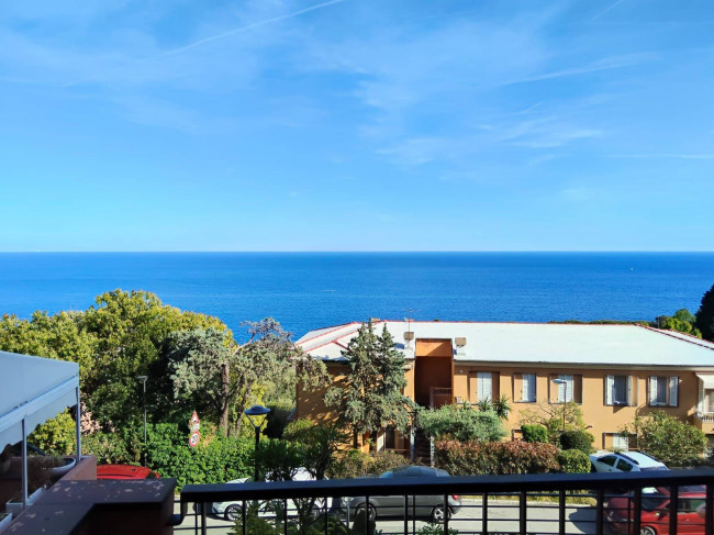 Appartamento in vendita a Varazze
