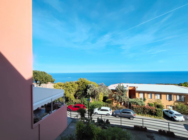 Appartamento in vendita a Varazze