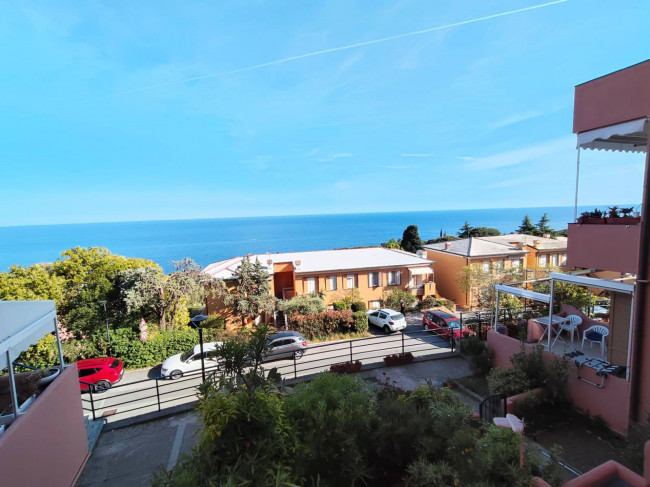 Appartamento in vendita a Varazze