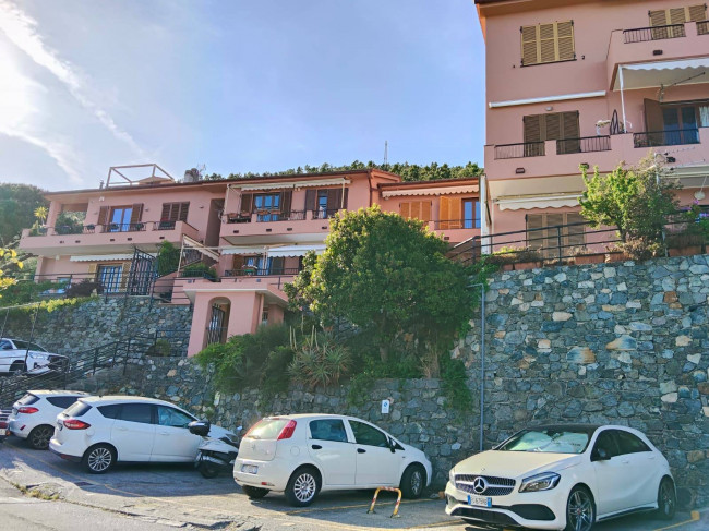 Appartamento in vendita a Varazze