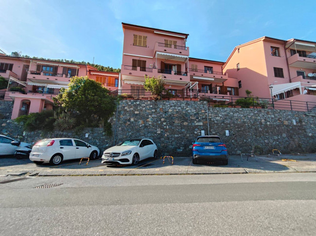Appartamento in vendita a Varazze