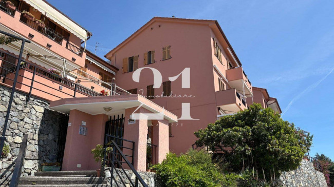 Appartamento in vendita a Varazze