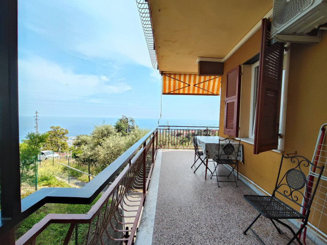 Appartamento in affitto a Varazze