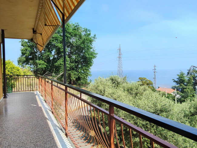 Appartamento in affitto a Varazze