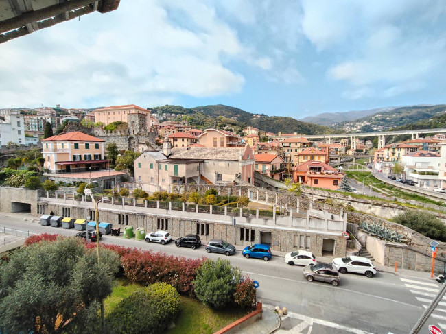 Appartamento in vendita a Varazze