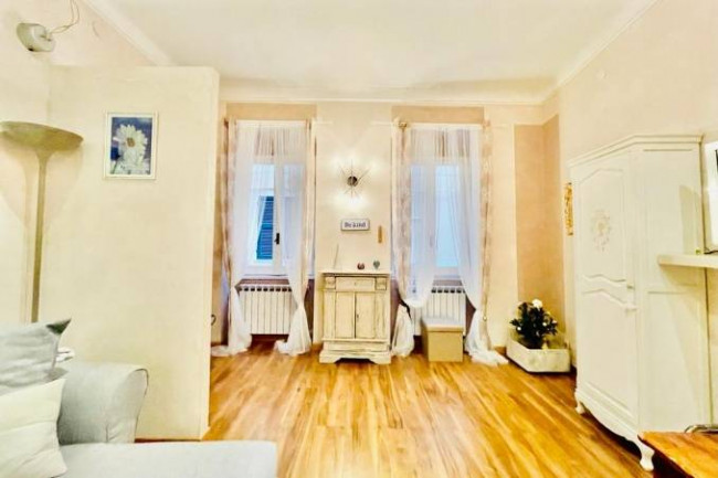 Appartamento in vendita a Varazze