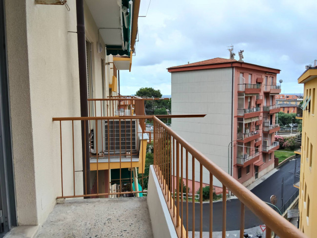 Appartamento in affitto a Varazze