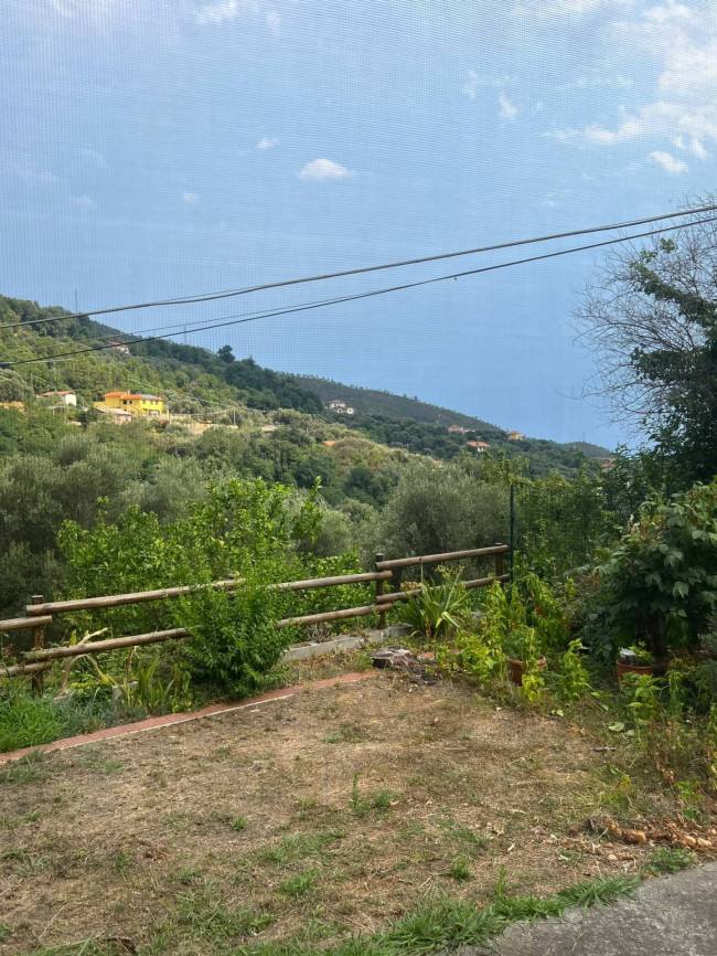 Appartamento in vendita a Varazze