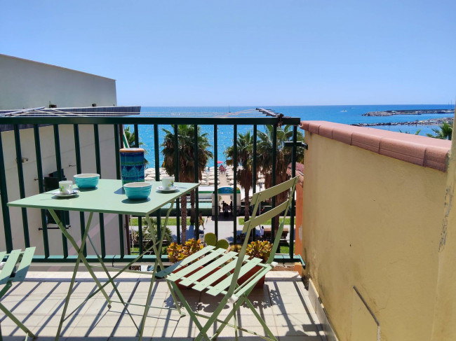 Appartamento in affitto a Varazze