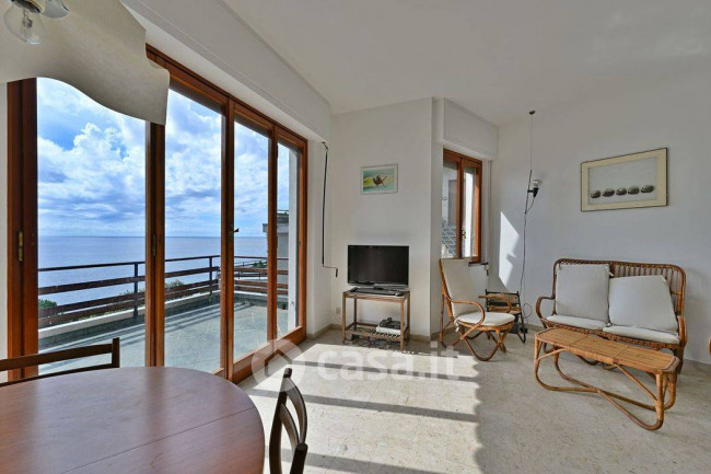 Appartamento in vendita a Varazze