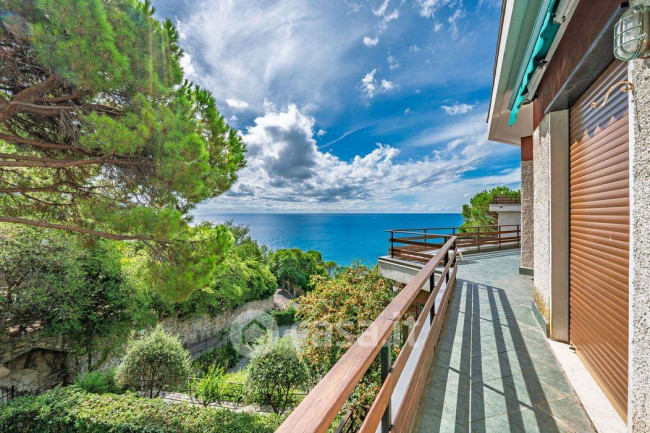 Appartamento in vendita a Varazze