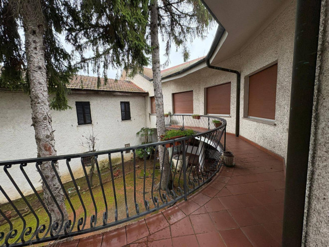 Villa in vendita a Dego
