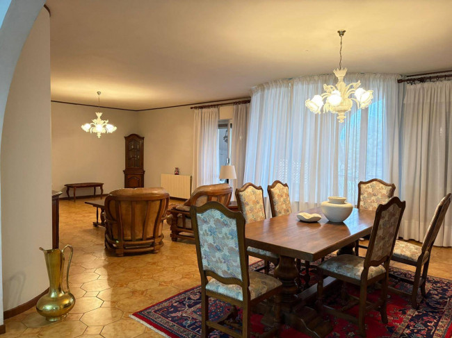 Villa in vendita a Dego