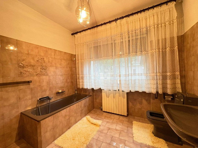 Villa in vendita a Dego