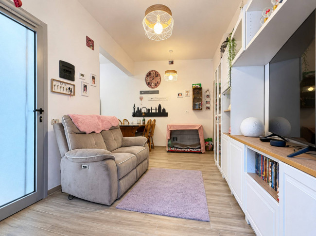 Appartamento in vendita a Celle Ligure