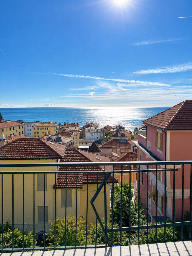 Appartamento in affitto a Varazze