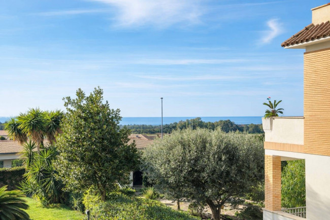 Villette a schiera in vendita a Anzio