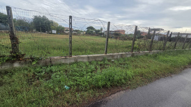 Terreno edificabile in vendita a Aprilia