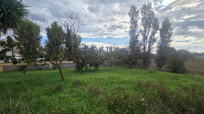 Villa in vendita a Aprilia