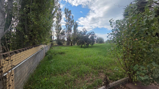 Villa in vendita a Aprilia