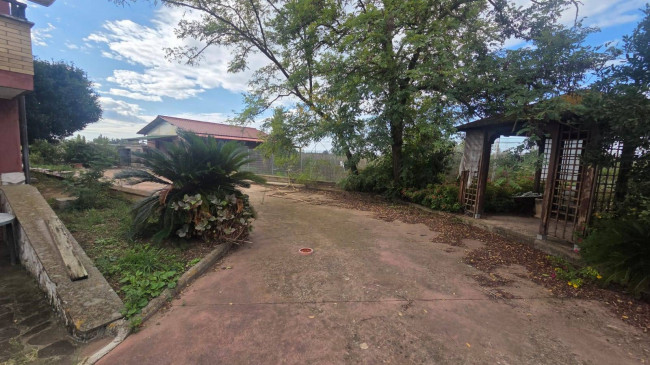 Villa in vendita a Aprilia