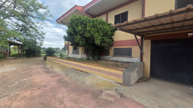 Villa in vendita a Aprilia