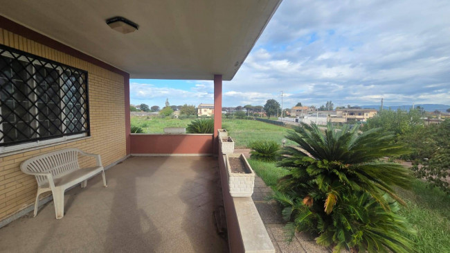 Villa in vendita a Aprilia