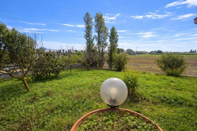 Villa in vendita a Aprilia