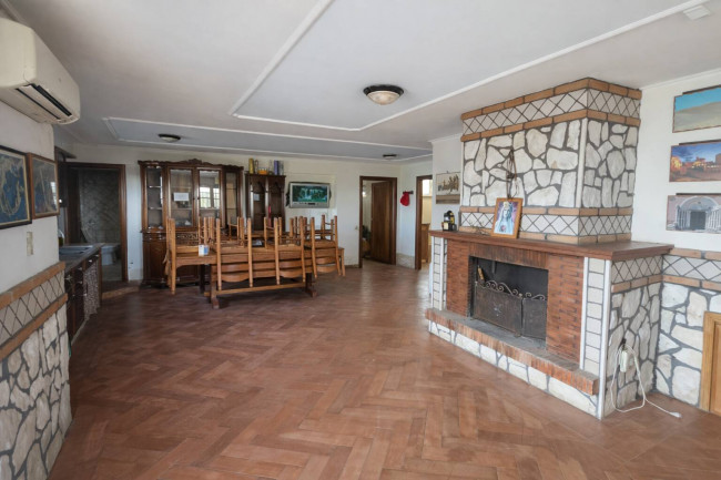 Villa in vendita a Aprilia