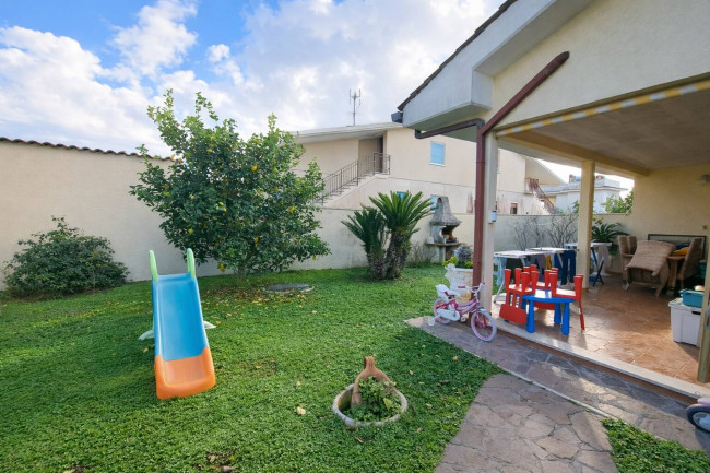 Villette a schiera in vendita a Ardea