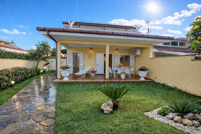 Villette a schiera in vendita a Ardea