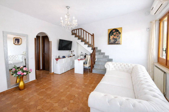 Villette a schiera in vendita a Ardea