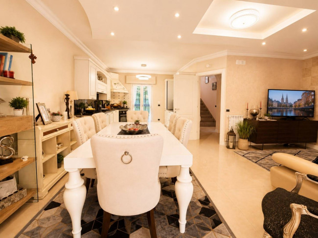 Villa in vendita a Anzio